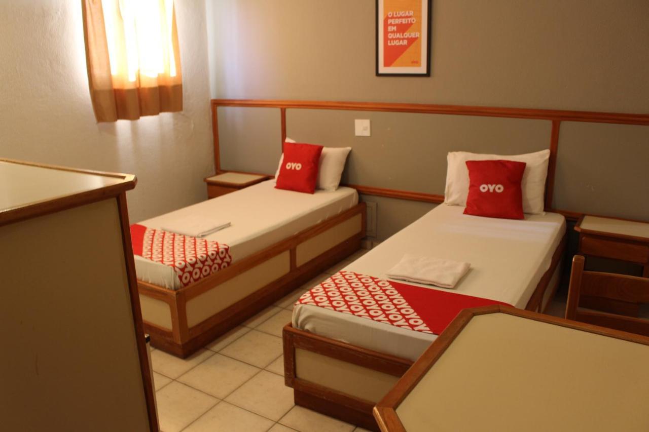 Hotel Теофилу-Отони Экстерьер фото