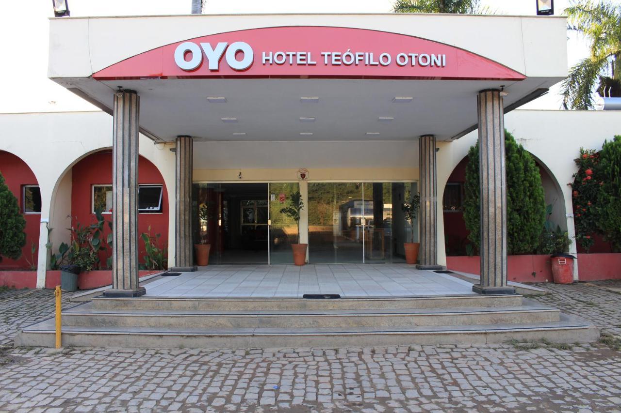 Hotel Теофилу-Отони Экстерьер фото