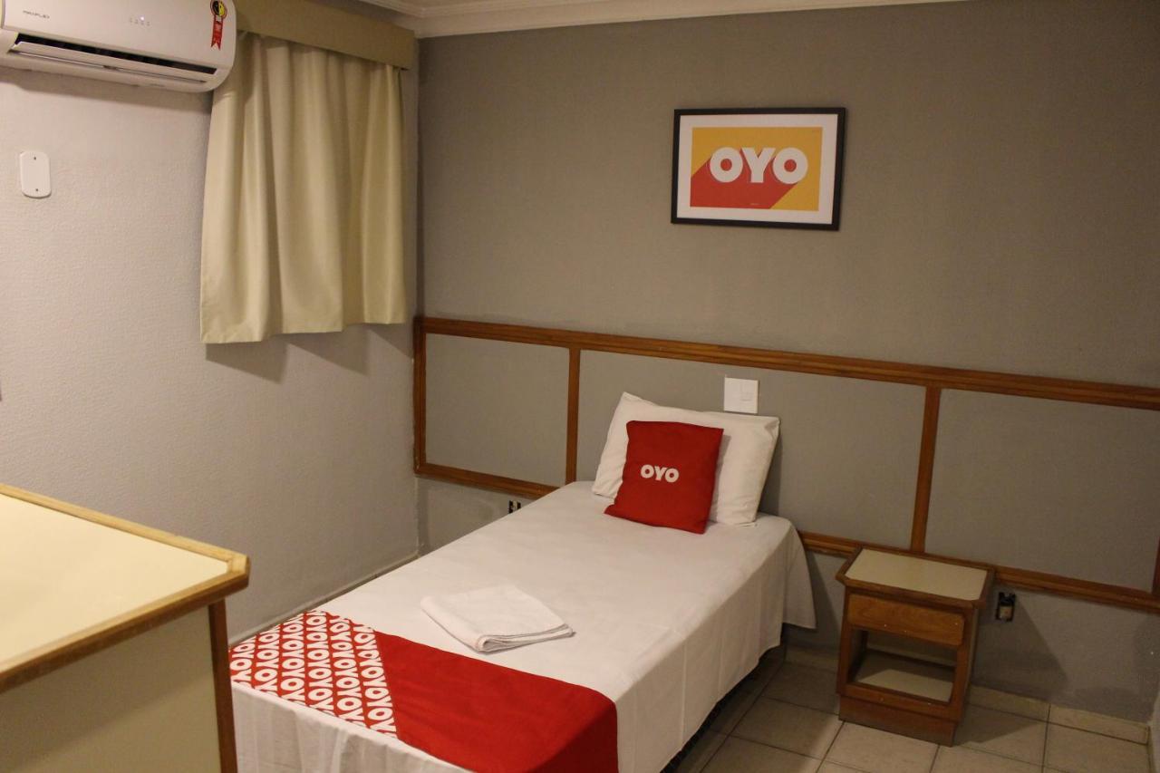 Hotel Теофилу-Отони Экстерьер фото