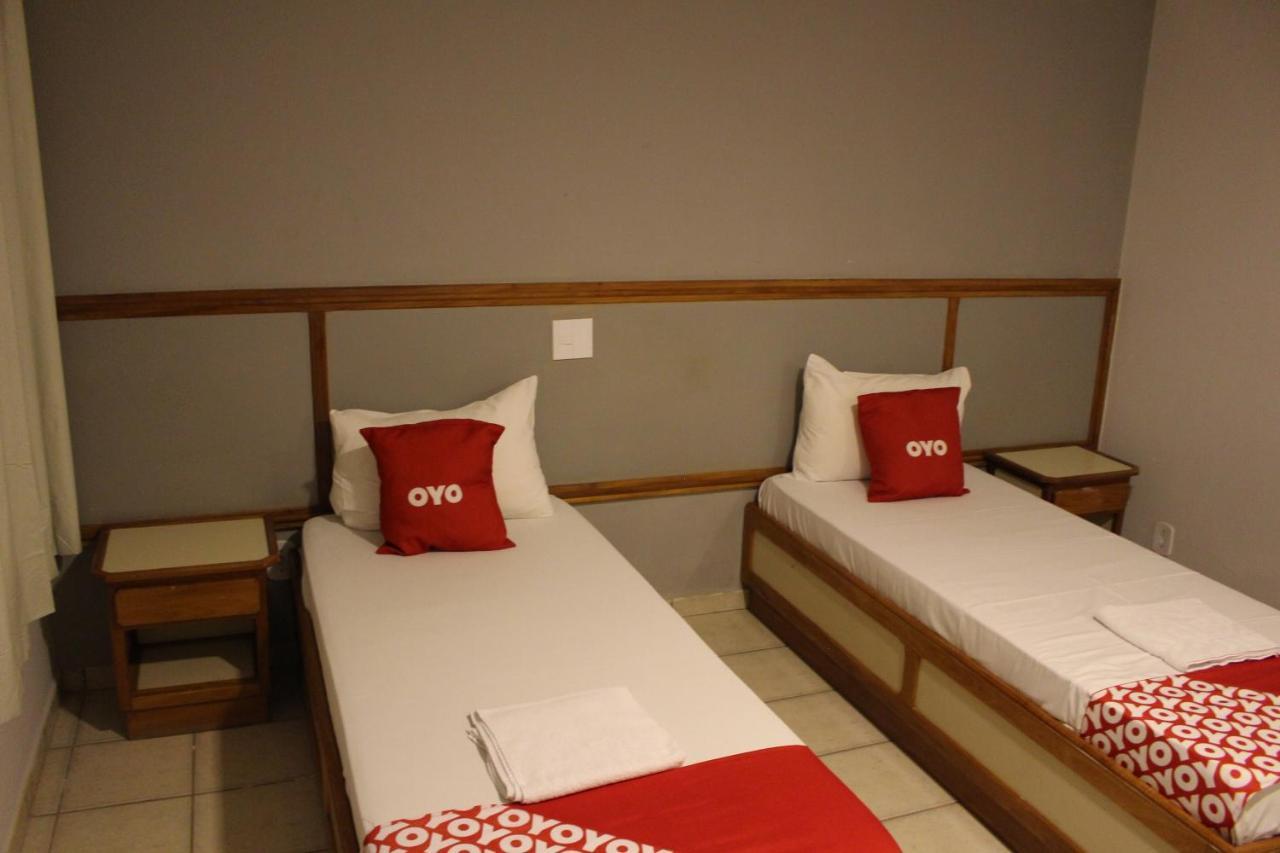 Hotel Теофилу-Отони Экстерьер фото