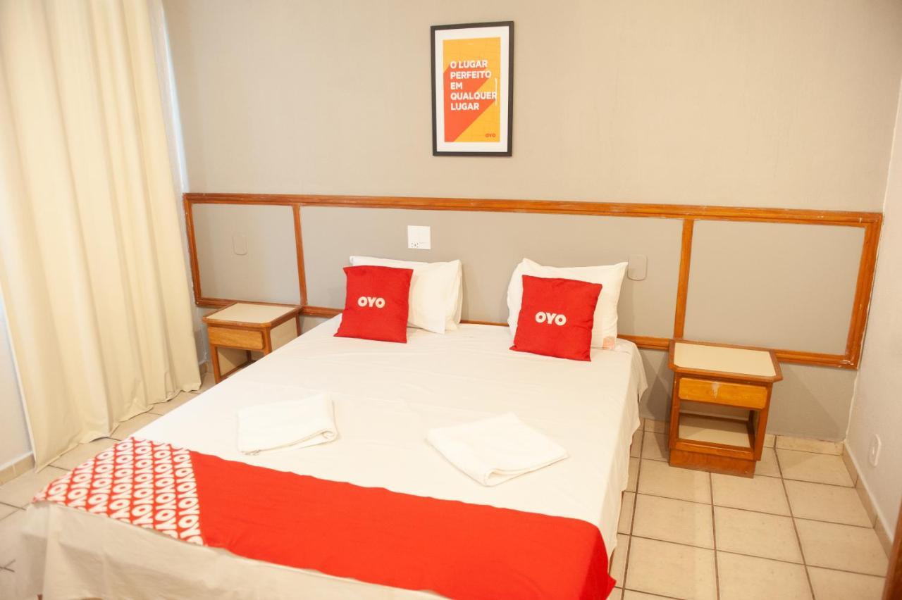 Hotel Теофилу-Отони Экстерьер фото