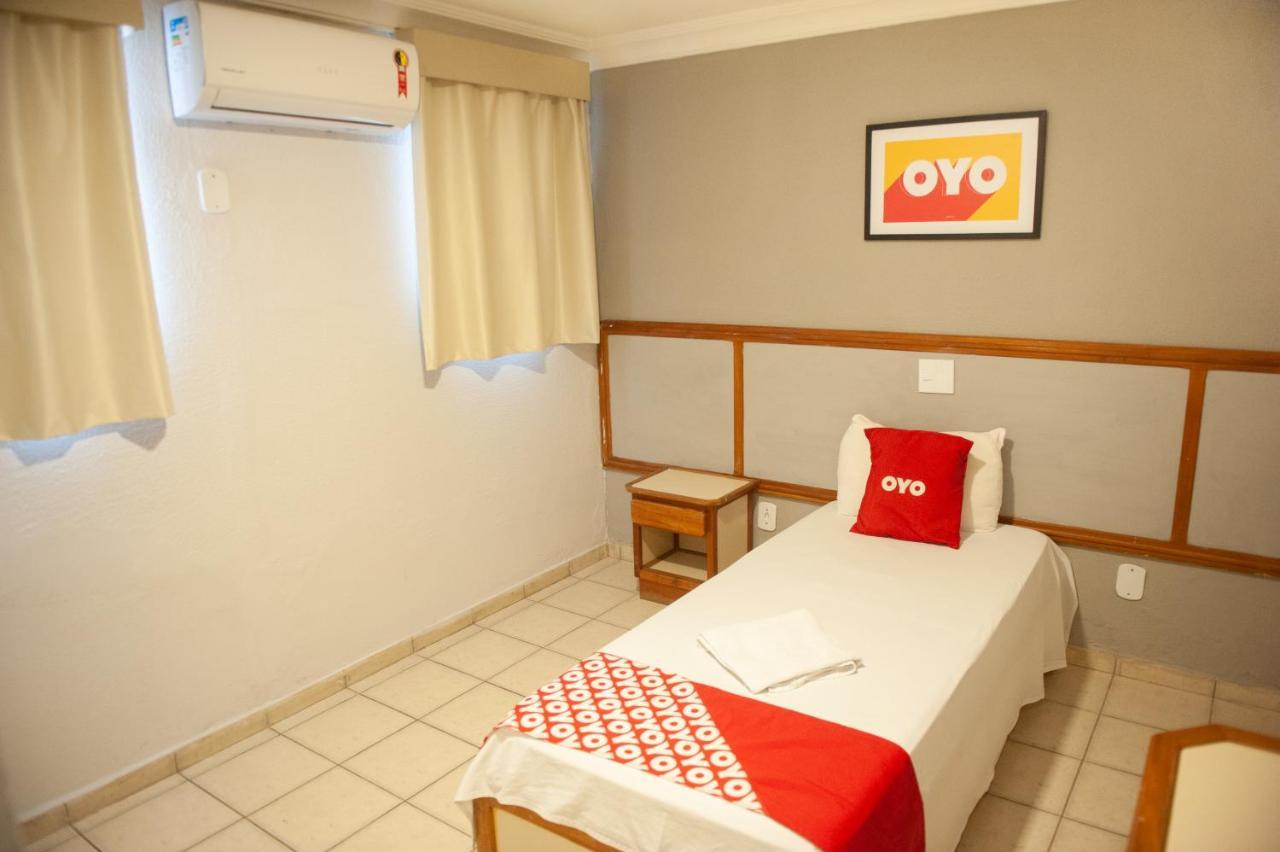 Hotel Теофилу-Отони Экстерьер фото