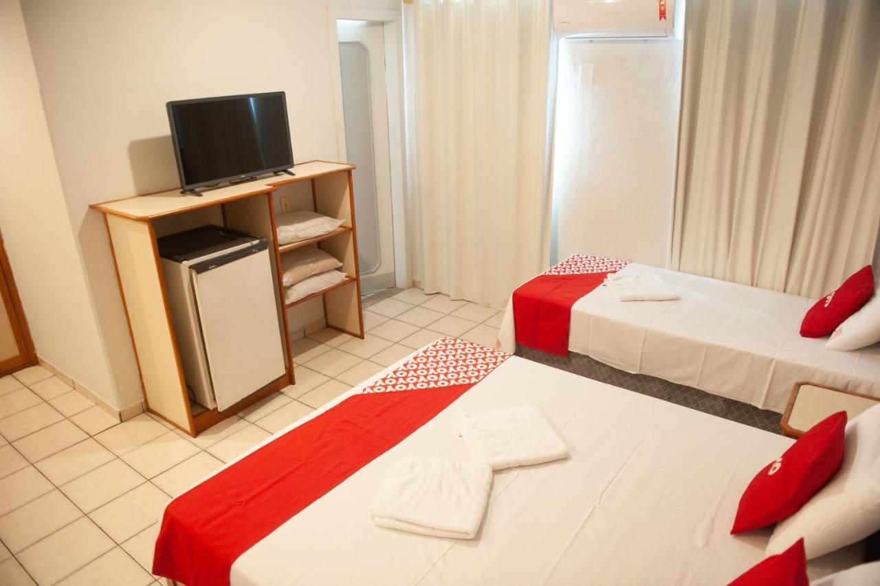 Hotel Теофилу-Отони Экстерьер фото