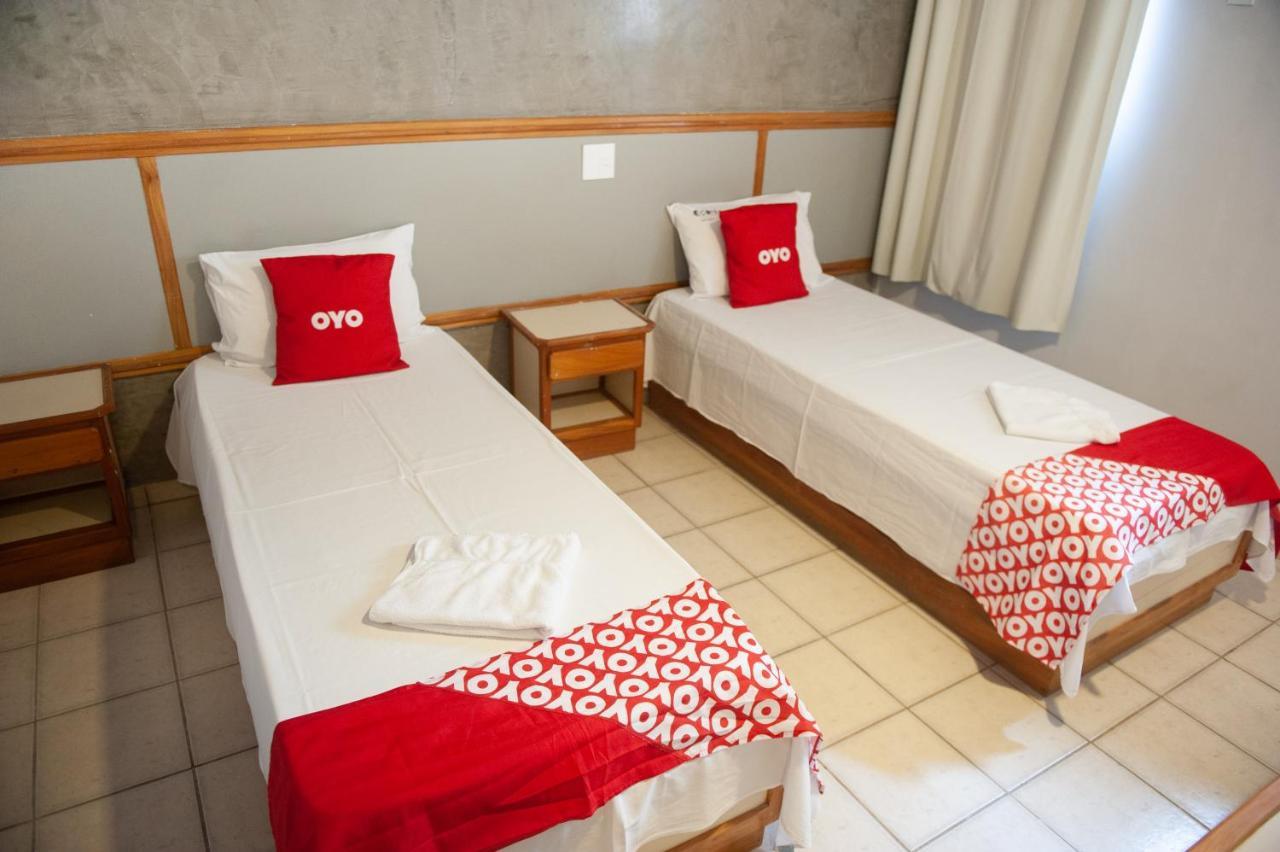 Hotel Теофилу-Отони Экстерьер фото